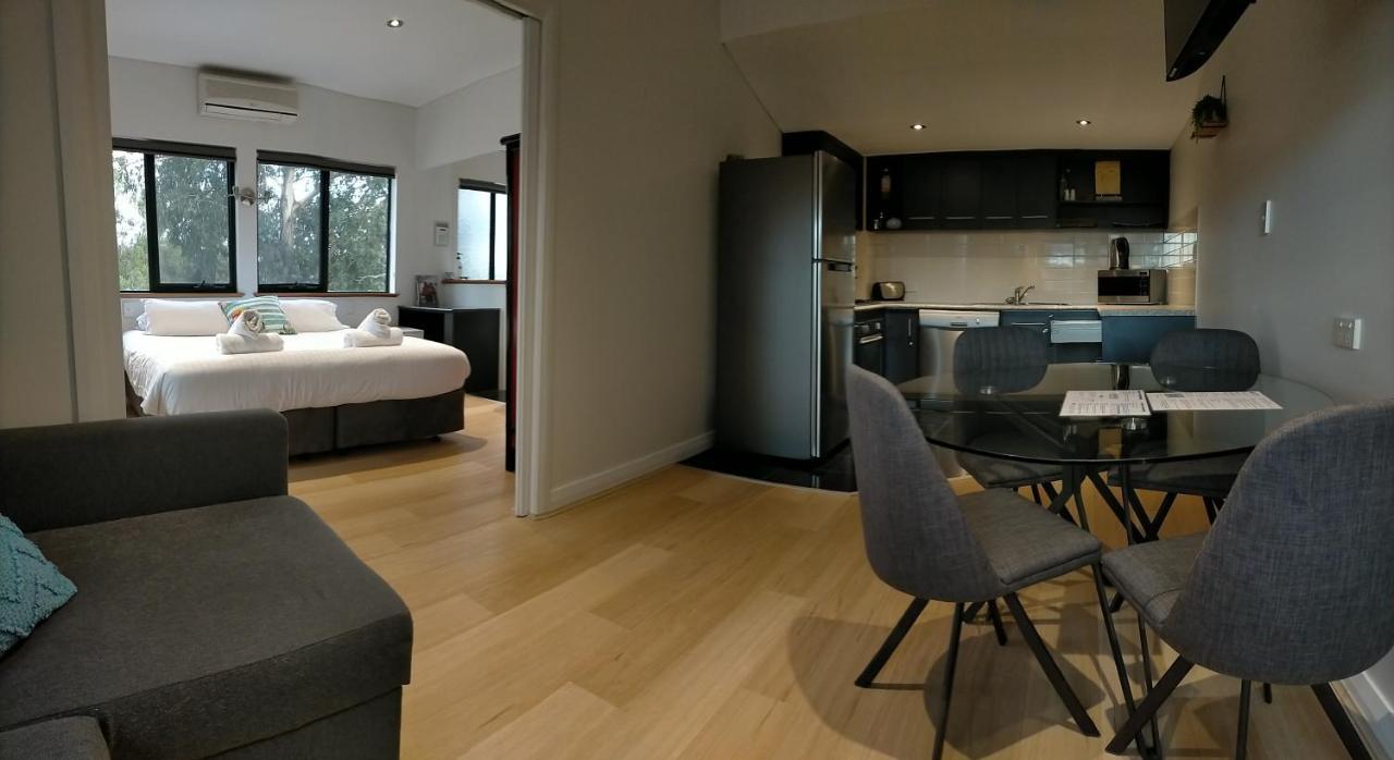 Dunsborough Apartments & Suites Zewnętrze zdjęcie